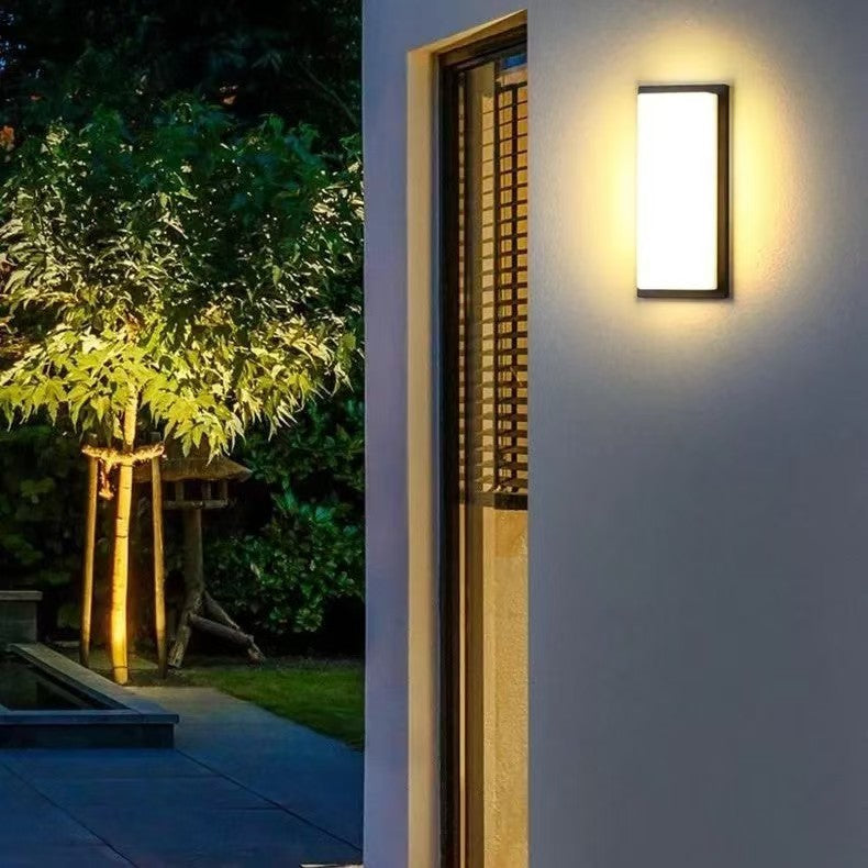Black Frame Minimalist Outdoor Wall Light - Sleek LED Sconce with Diffused Glow for Contemporary Homes